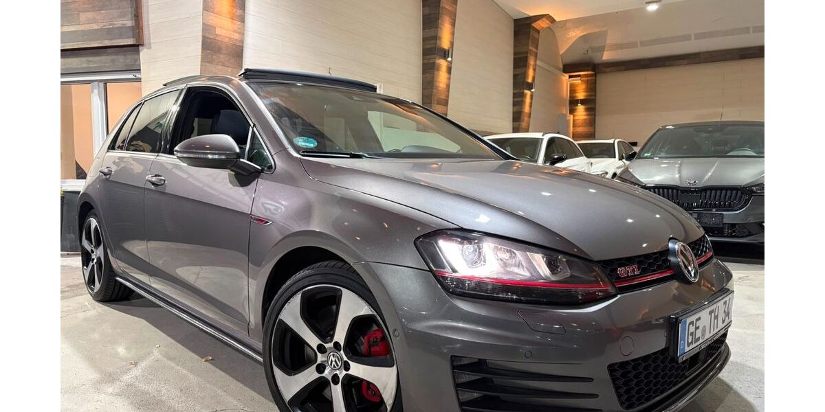 VW Golf 69.000 km 19.500 &euro; Voerde 46562