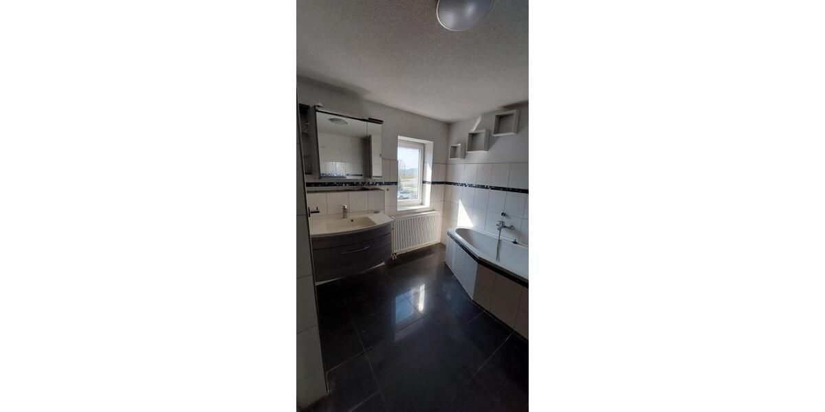 Maisonettenwohnung Radolfzell am Bodensee - 4.5 Zimmer, 172 m&sup2;, 1.400&euro; | Angebot:26310136