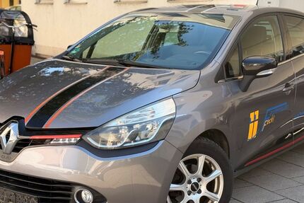 Renault Clio 164.000 km 3.900 &euro; München 81543
