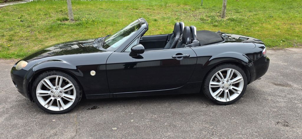 Mazda MX-5 98.689 km 5.950 &euro; Lübeck 23562