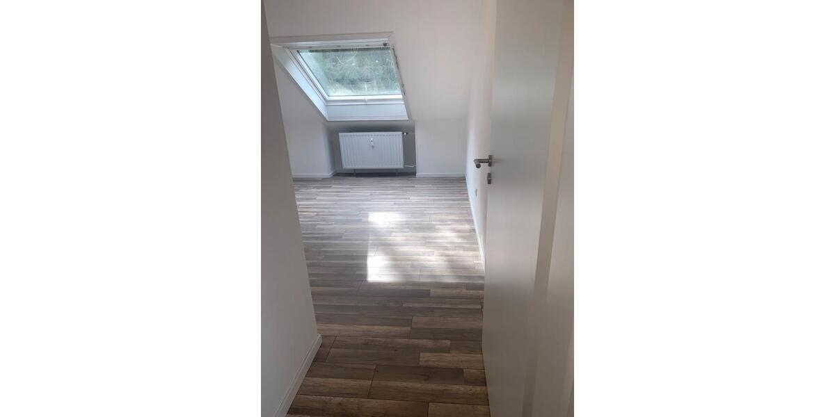 Dachgeschoßwohnung Nieder-Olm Olm - 2 Zimmer, 47 m&sup2;, 750&euro; | Angebot:26396989