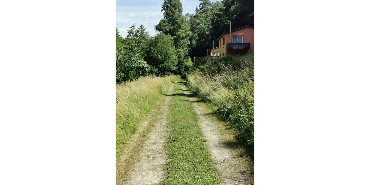 Bungalow Osburg - 1 Zimmer, 69 m&sup2;, 650&euro; | Angebot:26663615
