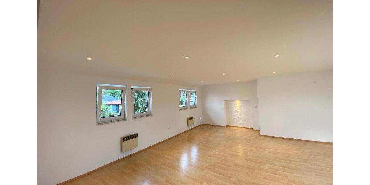 Dachgeschoßwohnung Mörlenbach - 2 Zimmer, 70 m&sup2;, 640&euro; | Angebot:25902133