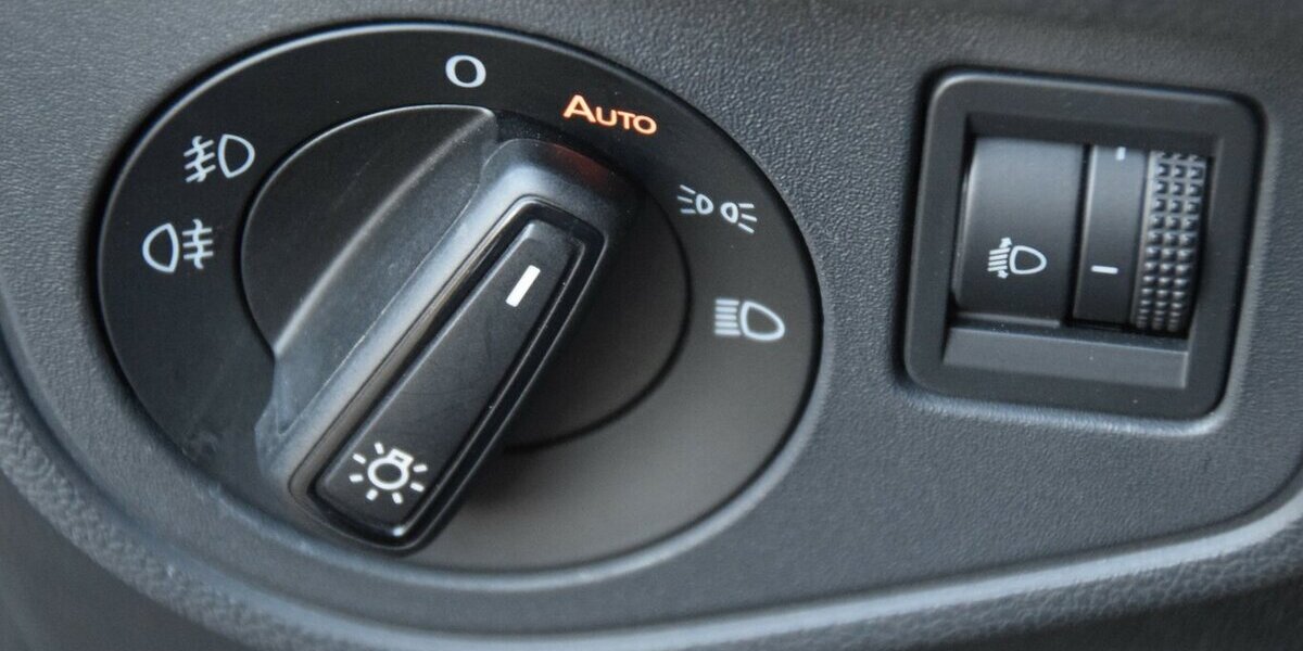 VW Polo Life 1,0 70KW LED*ACC*PDC*App Connect*Alls. 52.976 km 15.980 &euro; Rastede 26160