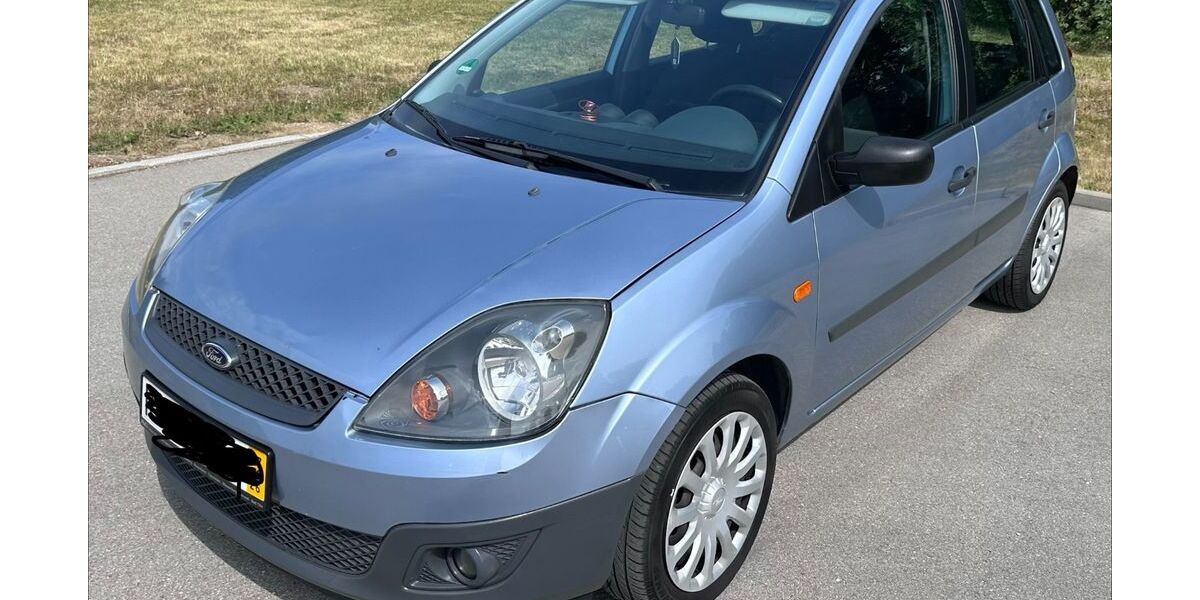 Ford Fiesta 236.000 km 1.799 &euro; Rosenheim 83026