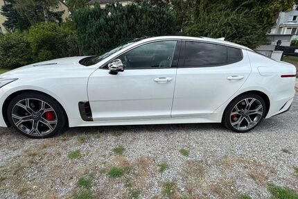 Kia Stinger 96.000 km 32.000 &euro; Celle 29225