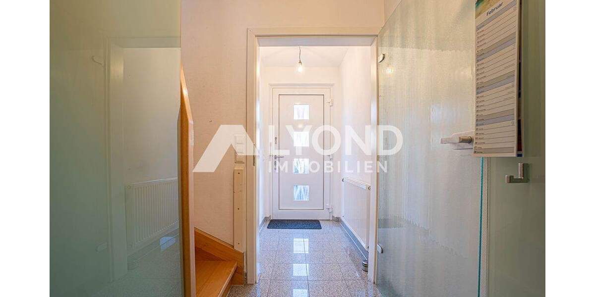 Reihenendhaus Nürtingen / Nürtingen-Oberensingen Oberensingen - 5 Zimmer, 122 m&sup2;, 670.000&euro; | Angebot:25898395