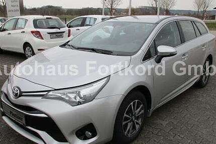 Toyota Avensis 64.980 km 18.490 &euro; Bielefeld 33689