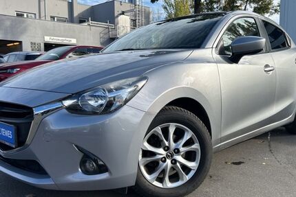 Mazda 2 51.830 km 9.990 &euro; Berlin 13599