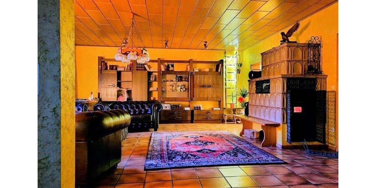Einfamilienhaus Twistetal - 9 Zimmer, 306 m&sup2;, 338.000&euro; | Angebot:27022248