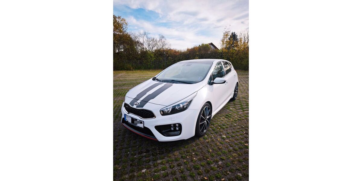 Kia ceed / Ceed 92.250 km 11.990 € Kuchen 73329