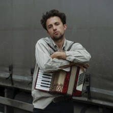 L'homme et la musique 08.02.2026 Theater in der Kurve