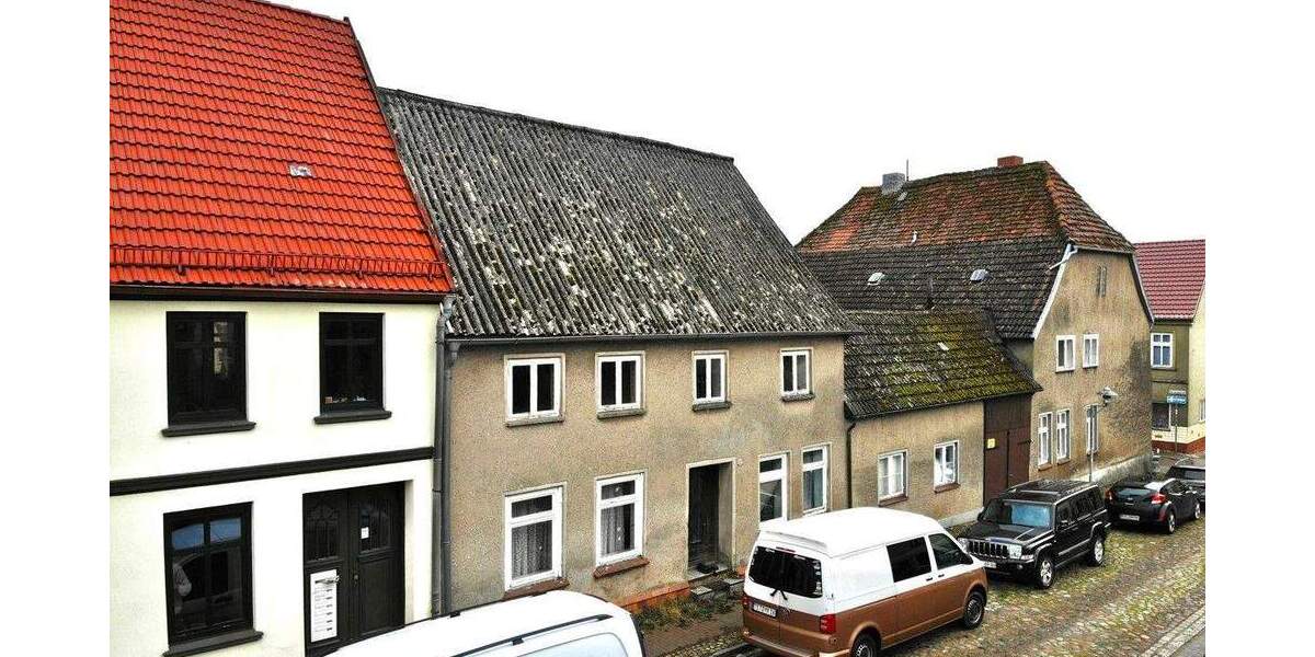 Mehrfamilienhaus, Wohnhaus Gnoien - 7 Zimmer, 109 m&sup2;, 19.900&euro; | Angebot:26128155