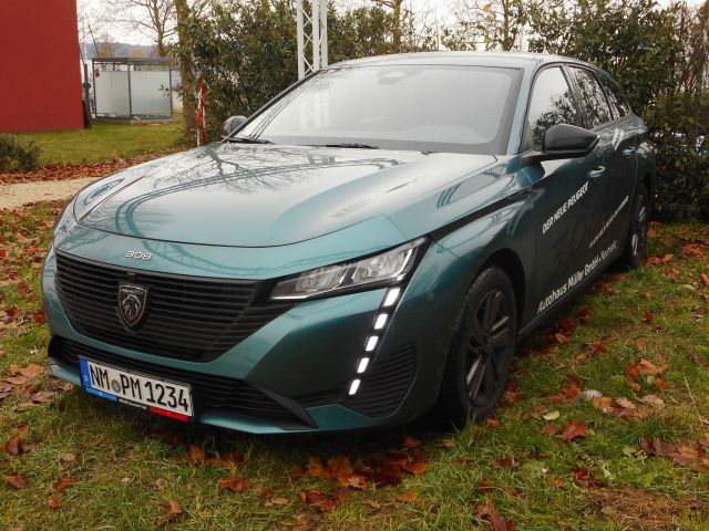 Peugeot 308 48.460 km 23.900 € Neumarkt 92318