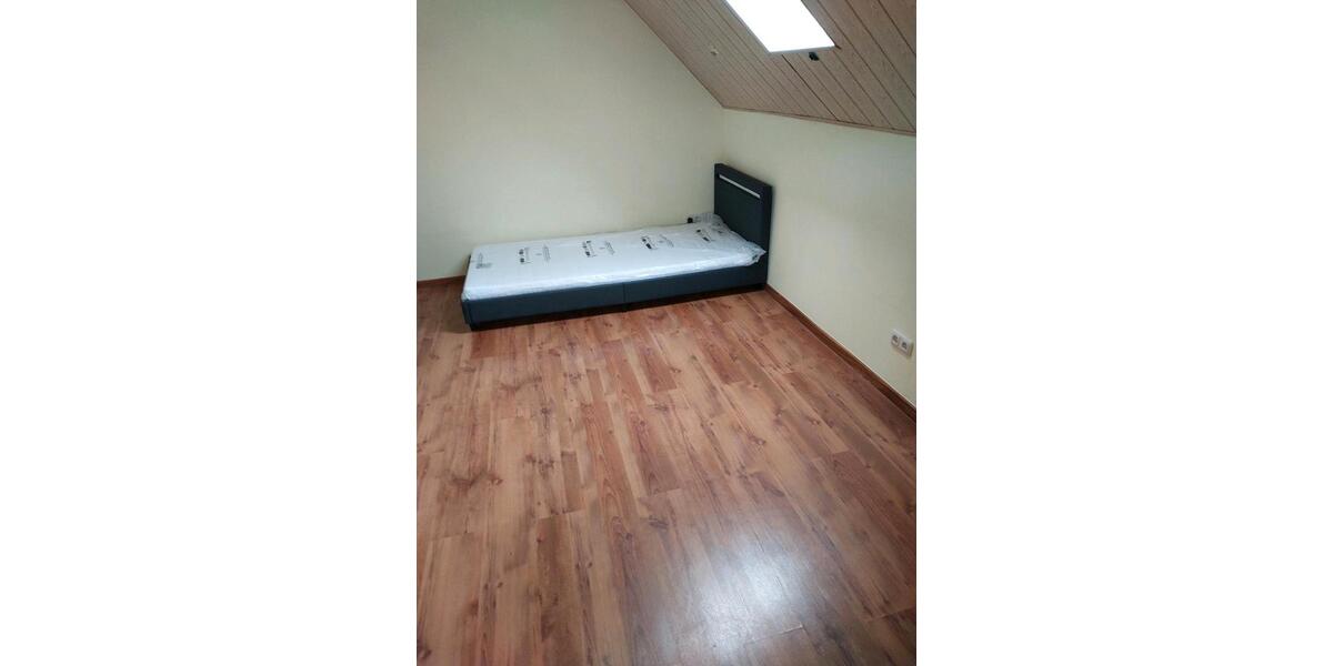 Einfamilienhaus Bernsdorf - 5 Zimmer, 100 m&sup2;, 175.000&euro; | Angebot:25933433