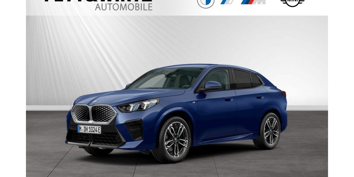 BMW iX2 15.200 km 49.490 &euro; Moers 47441