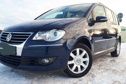 VW Touran 158.626 km 7.850 &euro; Hellersdorf 12629