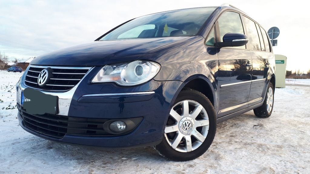 VW Touran 158.626 km 7.850 &euro; Hellersdorf 12629