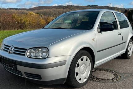 VW Golf 215.000 km 999 € Hemsbach 69502