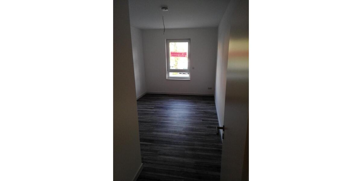 Etagenwohnung Erkner - 3 Zimmer, 86 m&sup2;, 1.300&euro; | Angebot:24979374