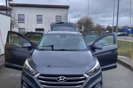 Hyundai TUCSON 191.500 km 11.499 &euro; Zarrentin 19246