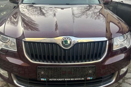 Skoda Superb 210.000 km 2.999 &euro; Berlin 13359