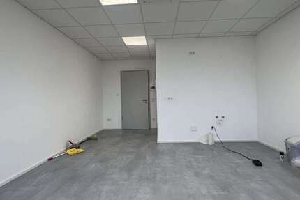 Büro in Ergolding 450 € 40.56 m² zimmer