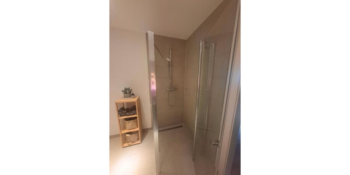 Etagenwohnung Zetel - 3 Zimmer, 73 m&sup2;, 850&euro; | Angebot:26002102