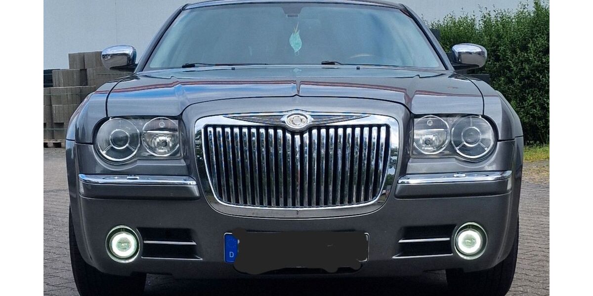 Chrysler 300C 297.000 km 6.299 &euro; Guben 03172