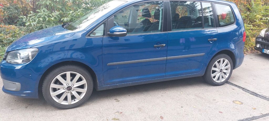 VW Touran 306.000 km 4.950 &euro; Wernigerode 38855