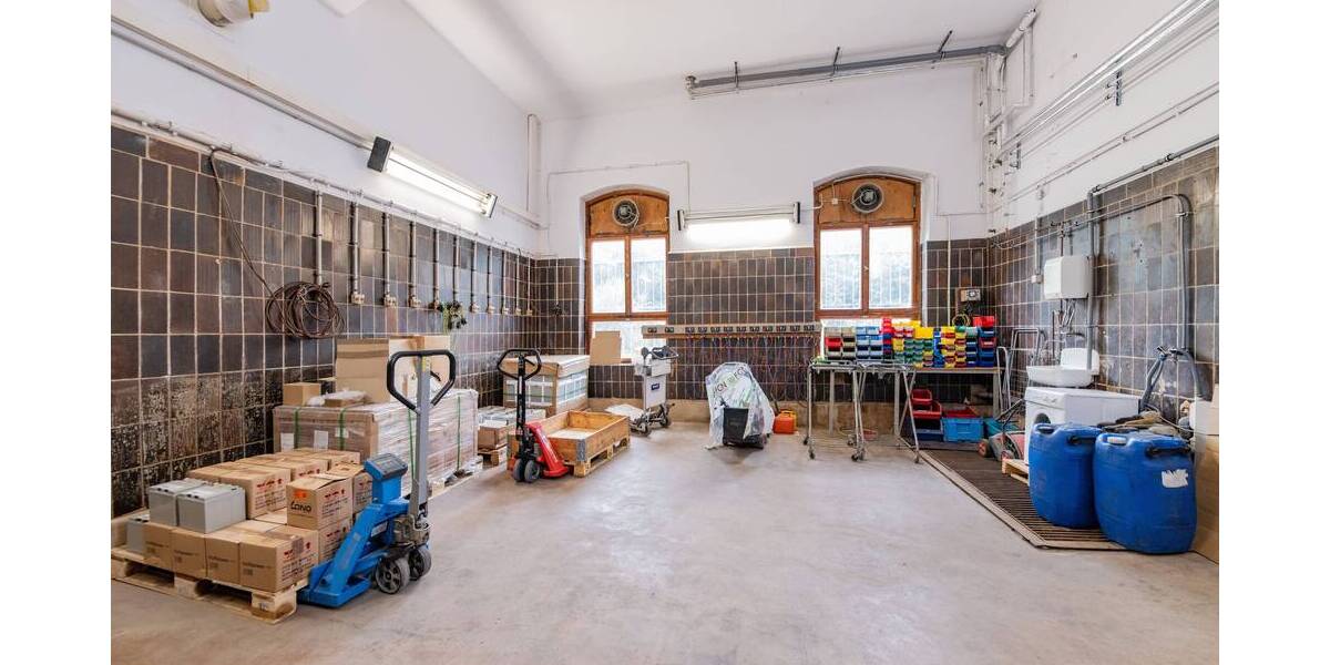 Gewerbeobjekt Eisenach Stockhausen - 8 Zimmer, 225 m&sup2;, 595.000&euro; | Angebot:19314936