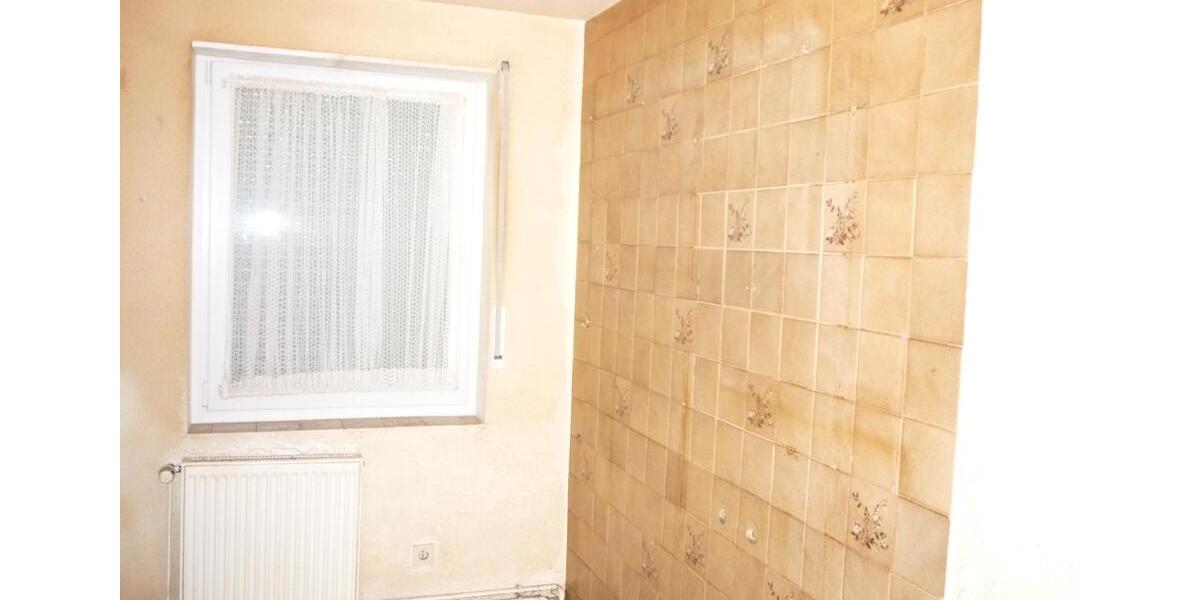 Einfamilienhaus Bergen - 7 Zimmer, 160 m&sup2;, 390.000&euro; | Angebot:26958654