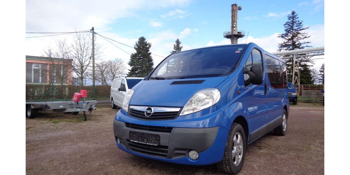 Opel Vivaro 245.000 km 7.950 &euro; Waltershausen 99880