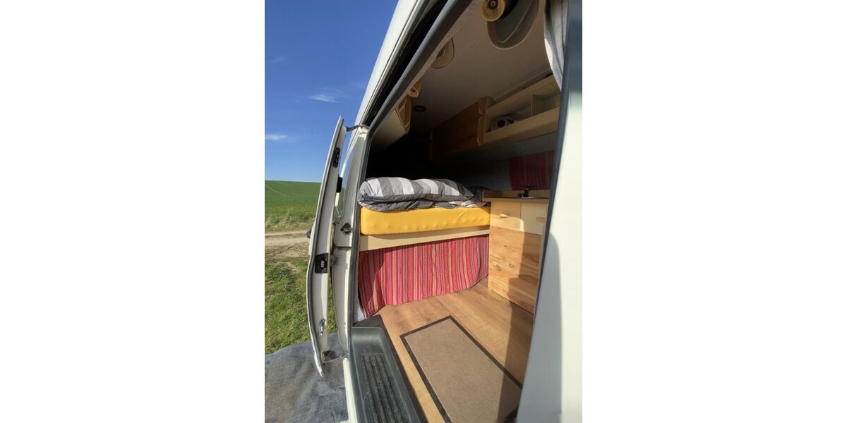 VW T5 Transporter 261.257 km 15.900 &euro; Tiefenbach 84184