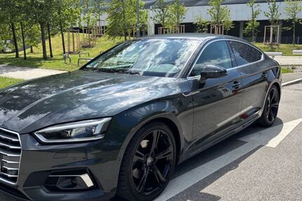Audi A5 55.000 km 26.750 &euro; München 81925