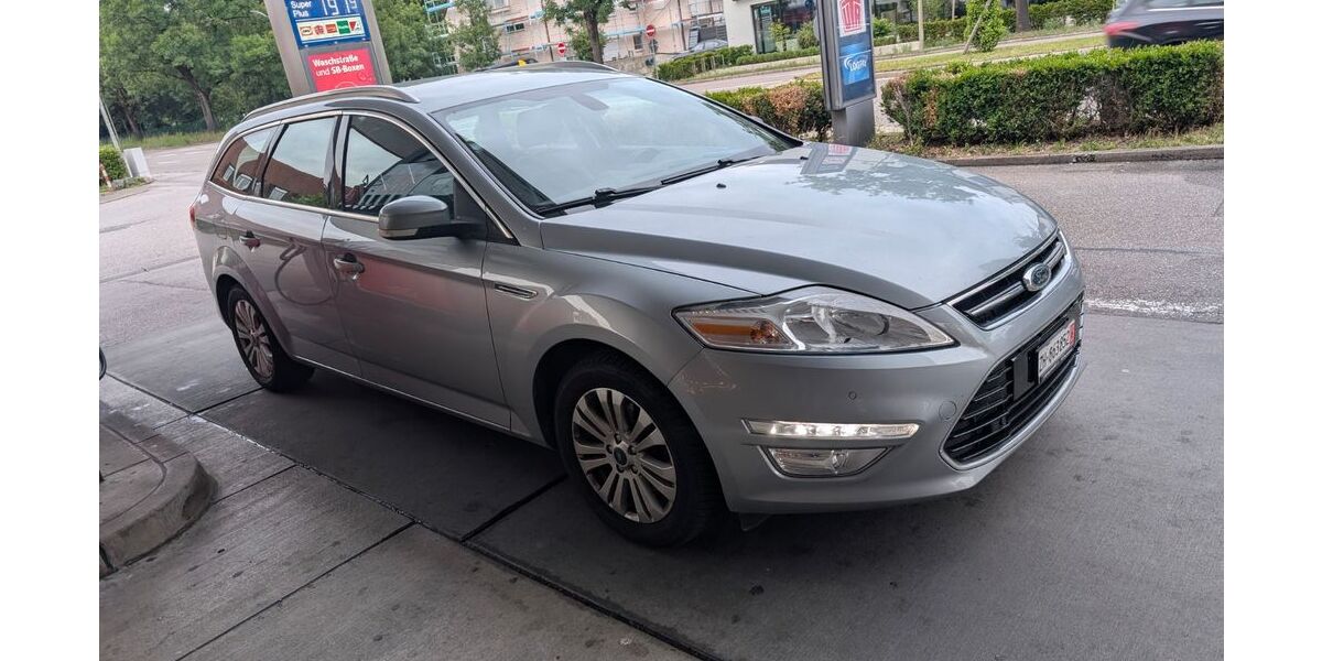 Ford Mondeo 270.000 km 5.900 &euro; München 80995