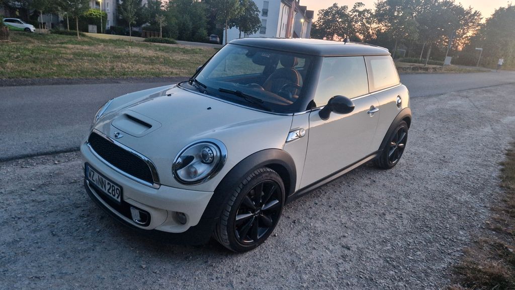 Mini Cooper S 143.700 km 7.399 &euro; Weihenzell 91629
