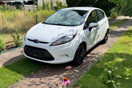 Ford Fiesta 255.000 km 1.549 &euro; Winsen 29308