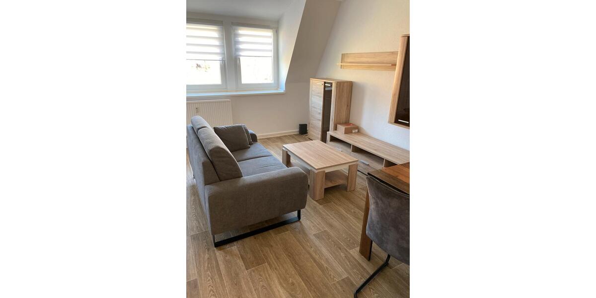 Dachgeschoßwohnung Gera - 1 Zimmer, 31 m&sup2;, 305&euro; | Angebot:26351070