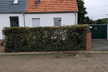 Doppelhaushälfte mit viel Potenzial zimmer