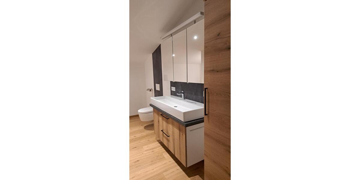 Dachgeschoßwohnung Untergriesbach - 1 Zimmer, 100 m&sup2;, 1.025&euro; | Angebot:26211420