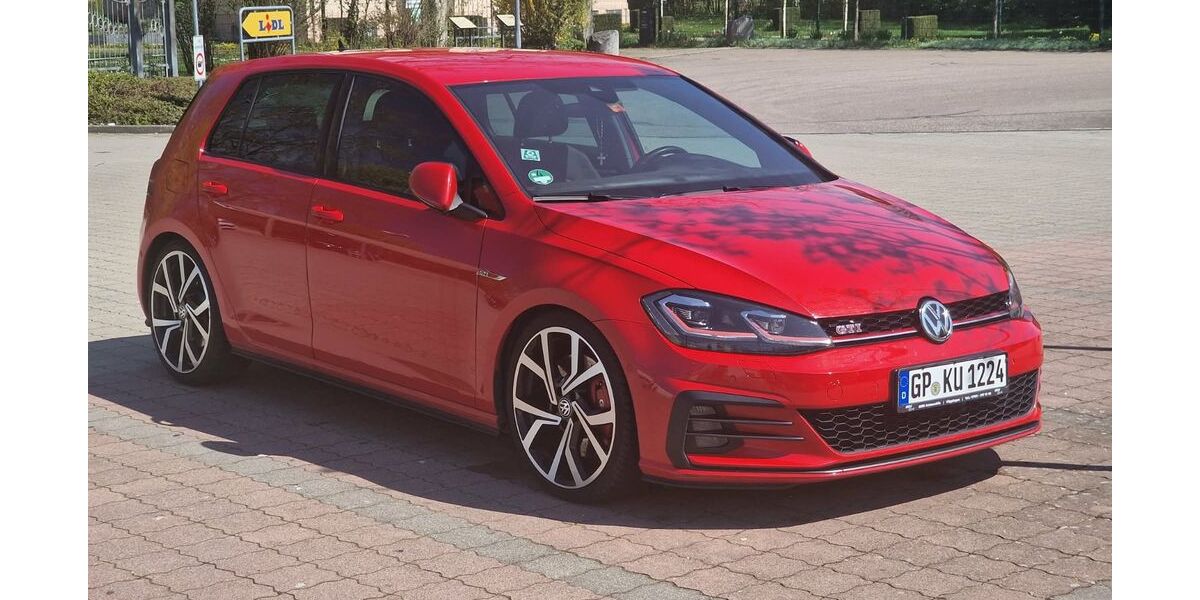 VW Golf 125.000 km 18.000 &euro; Geislingen an der Steige 73312