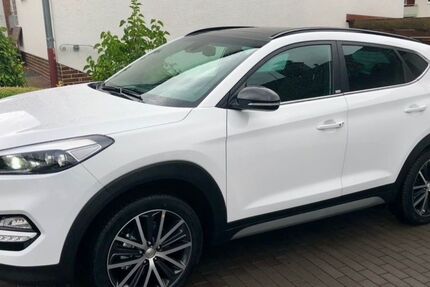 Hyundai TUCSON 112.000 km 16.500 &euro; Marburg 35041