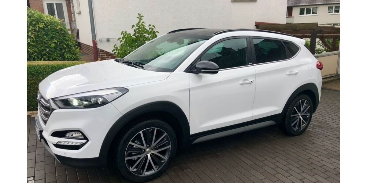 Hyundai TUCSON 112.000 km 16.700 &euro; Marburg 35041