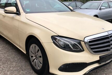 Mercedes-Benz E 200 599.008 km 6.999 € Hamburg 22047