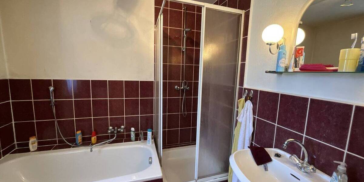 Doppelhaushälfte Neuhausen Laubsdorf - 6 Zimmer, 184 m&sup2;, 110.850&euro; | Angebot:21311064