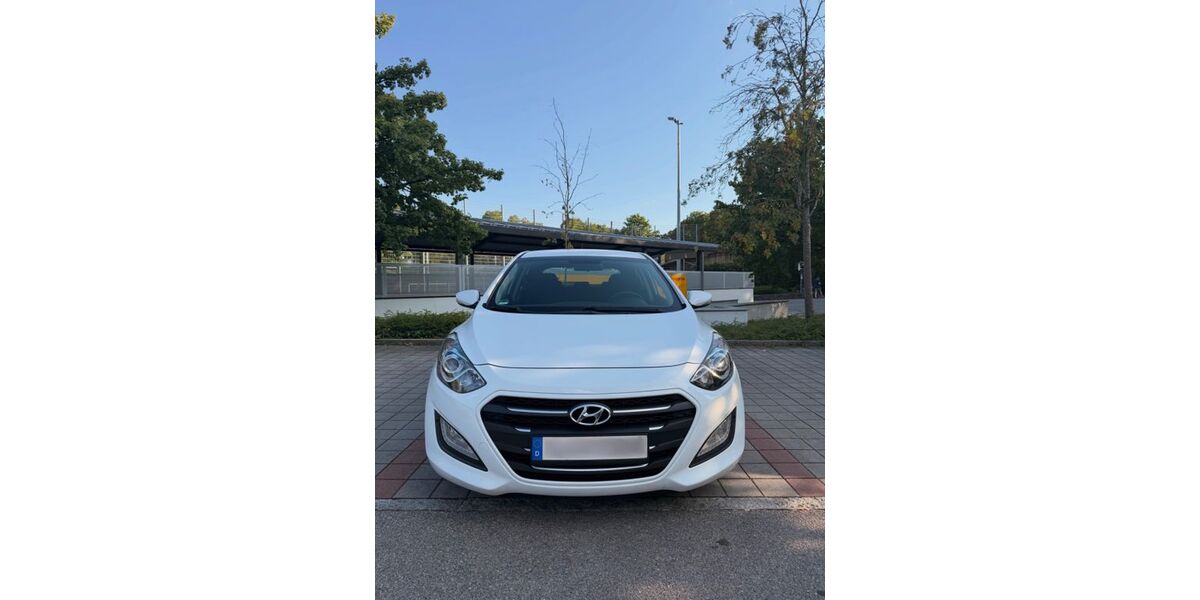 Hyundai i30 149.500 km 6.800 &euro; Unterhaching 82008