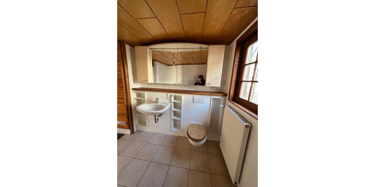 Doppelhaushälfte Merenberg - 5 Zimmer, 104 m&sup2;, 950&euro; | Angebot:26318610