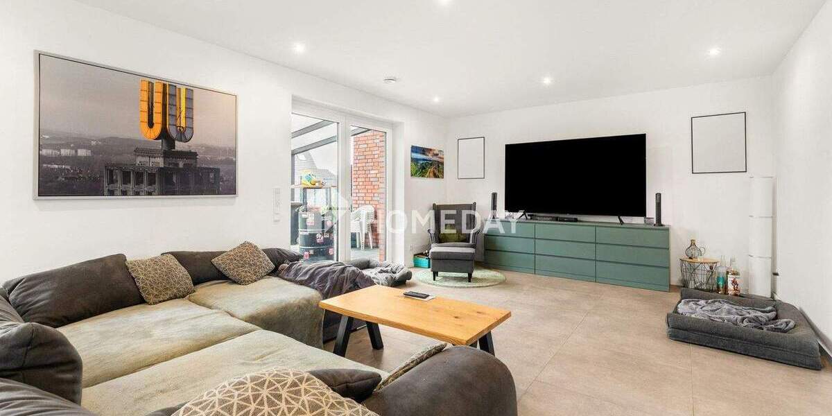 Wohnen mit Zukunft: Neuwertiges KfW-55-Haus mit Garten und moderner Ausstattung 7 zimmer