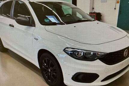 Fiat Tipo 48.985 km 9.996 € Perleberg 19348